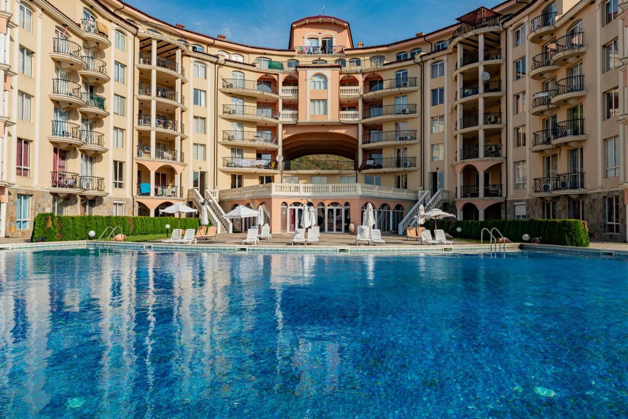 Menada Negresco Apartments Elenite Luaran gambar