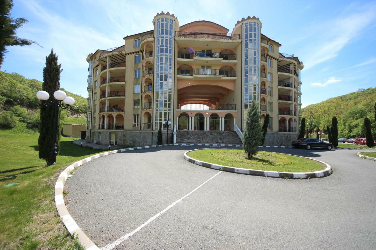 Menada Negresco Apartments Elenite Luaran gambar